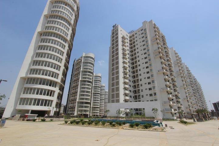 Pool Facing Apartment Rent Emaar Palm Drive Sector 66 Gurgaon